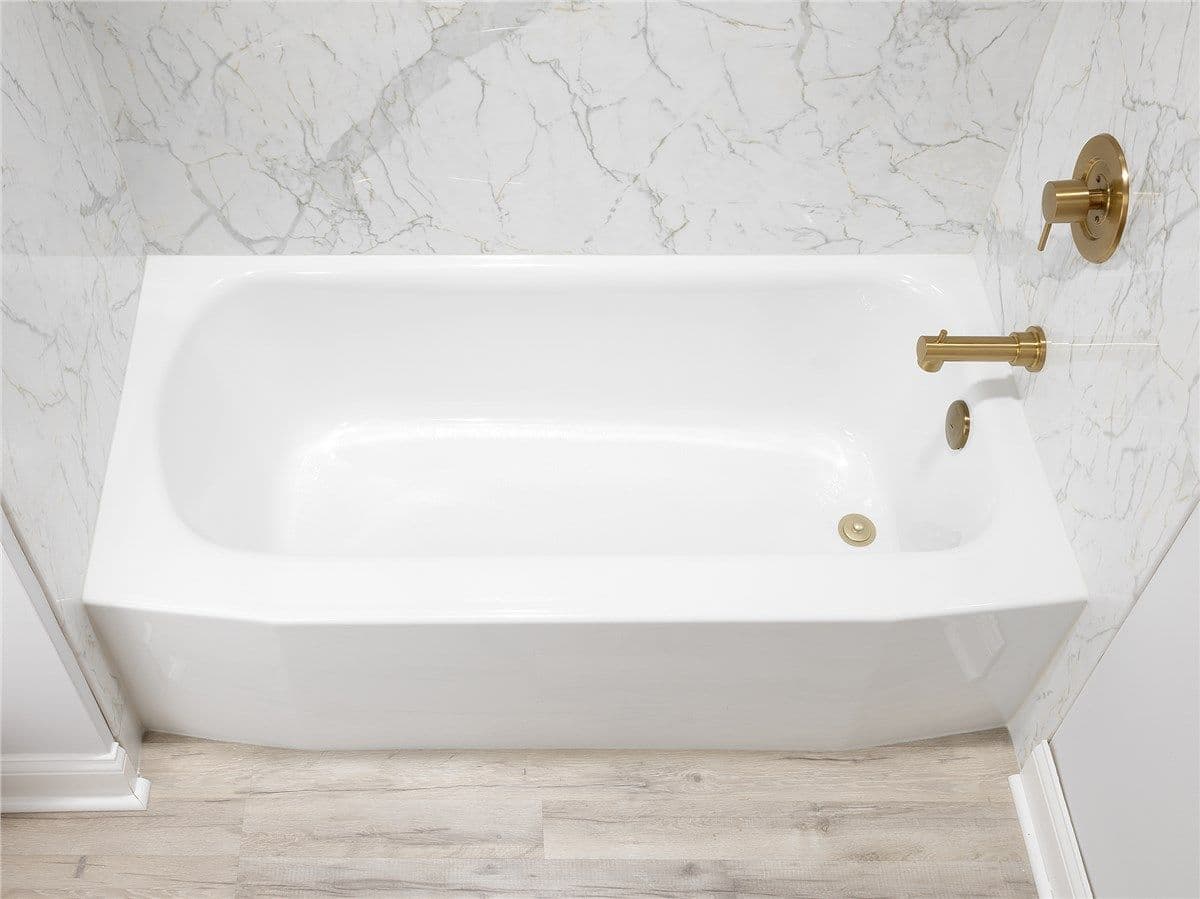 Bathtub with Marbled Wall